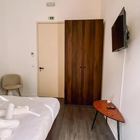 Day Off Suite&hostel * Setúbal