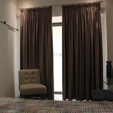 Day Off Suite&hostel * Setúbal