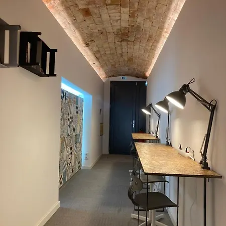 Day Off Suite&hostel *