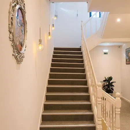 Day Off Suite&hostel * Setúbal