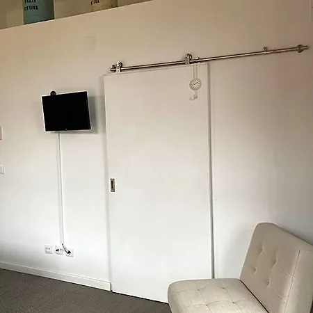 Day Off Suite&hostel