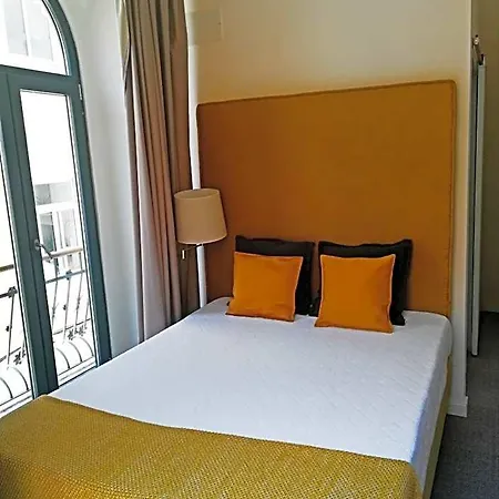 Day Off Suite&hostel * Setúbal
