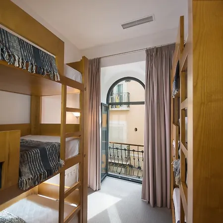 Auberge de jeunesse Day Off Suite&hostel