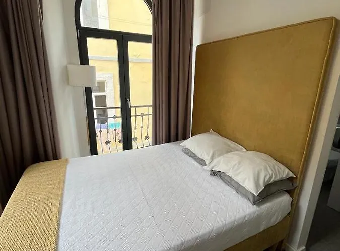 Day Off Suite&hostel Setúbal