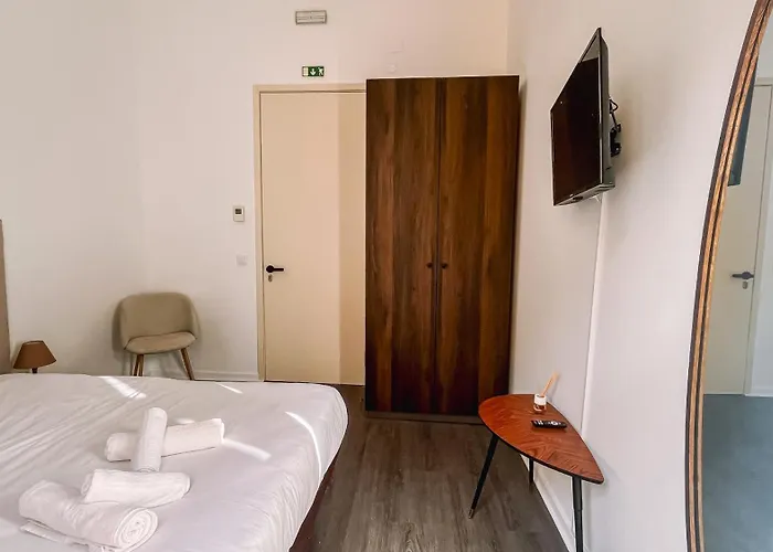 Day Off Suite&hostel * Setúbal